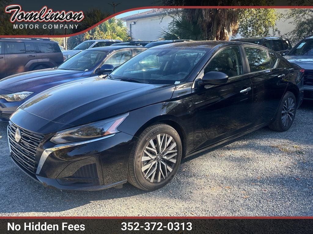 used 2024 Nissan Altima car, priced at $19,995