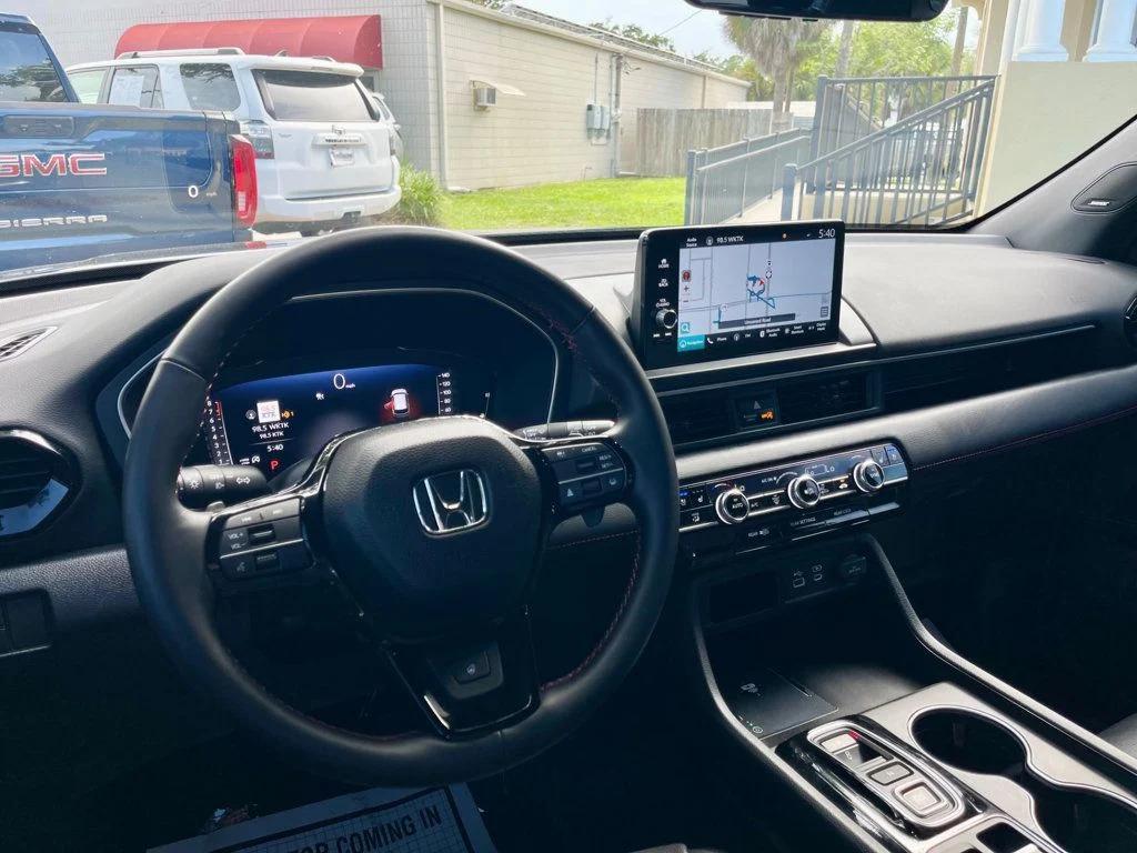 used 2025 Honda Pilot car, priced at $51,985
