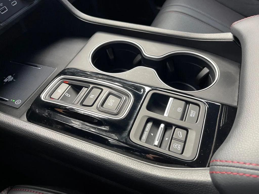 used 2025 Honda Pilot car, priced at $51,985