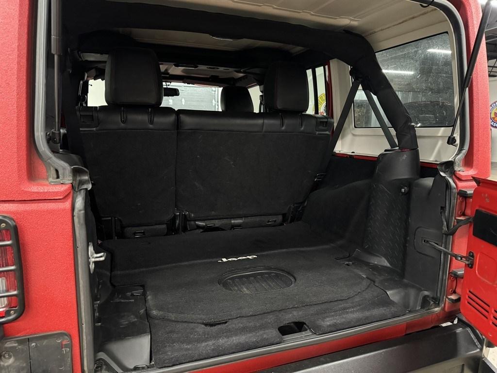 used 2015 Jeep Wrangler Unlimited car, priced at $27,900