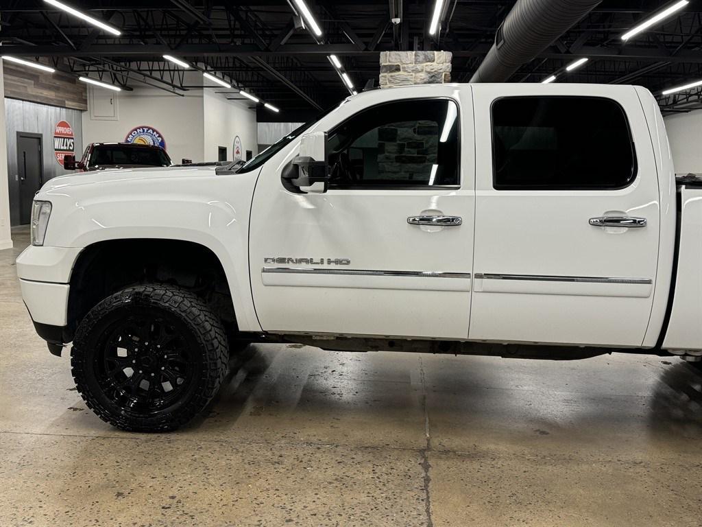 used 2014 GMC Sierra 2500 car, priced at $35,900