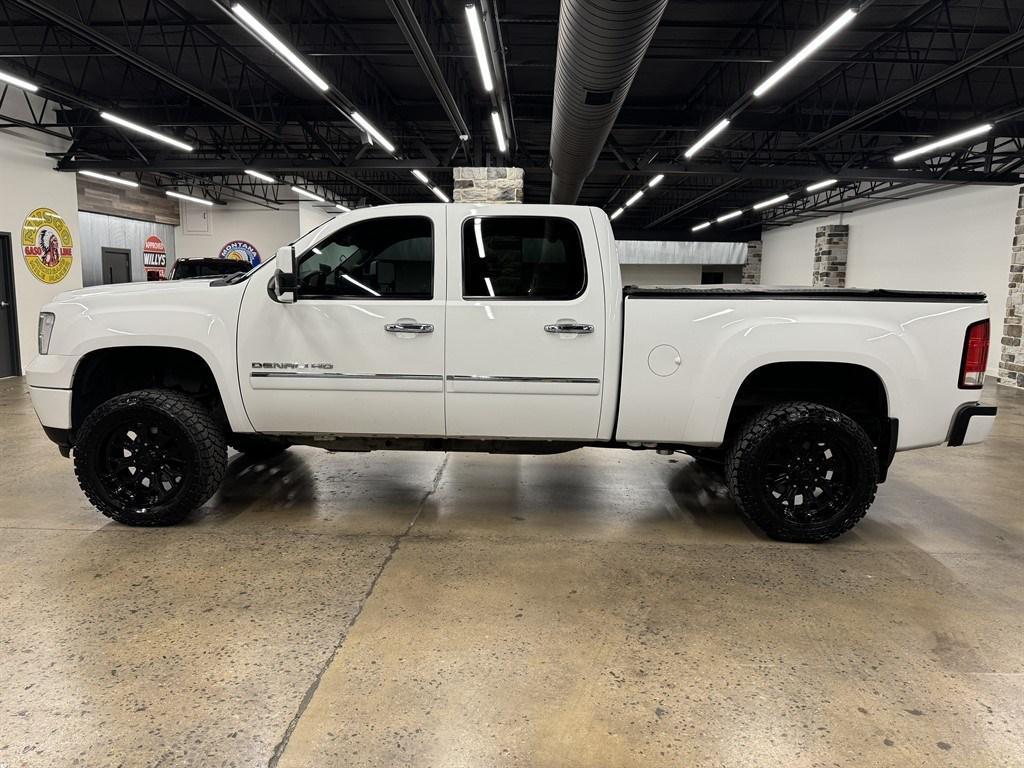 used 2014 GMC Sierra 2500 car, priced at $35,900