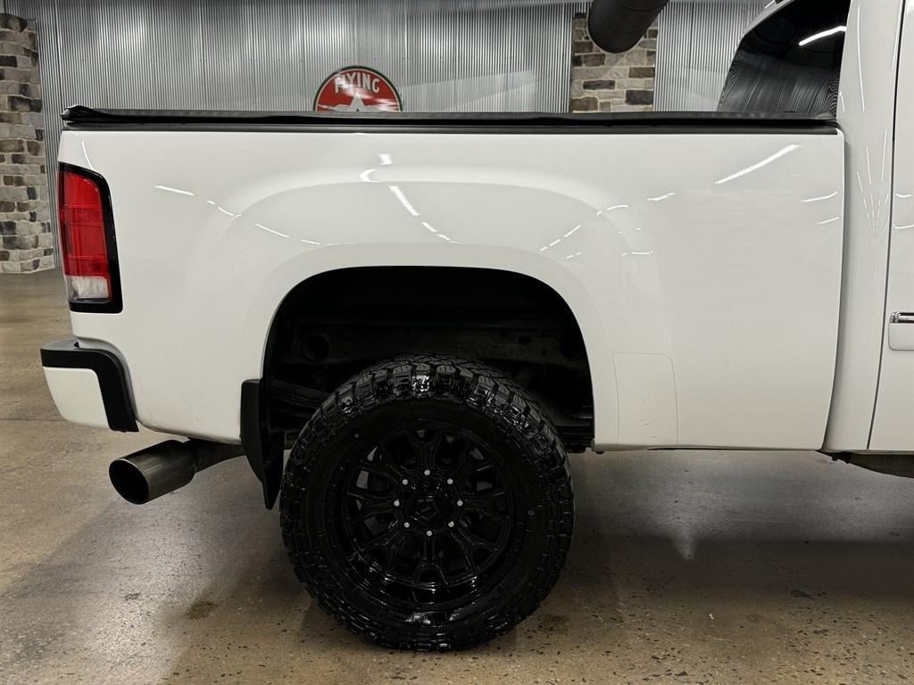 used 2014 GMC Sierra 2500 car, priced at $35,900
