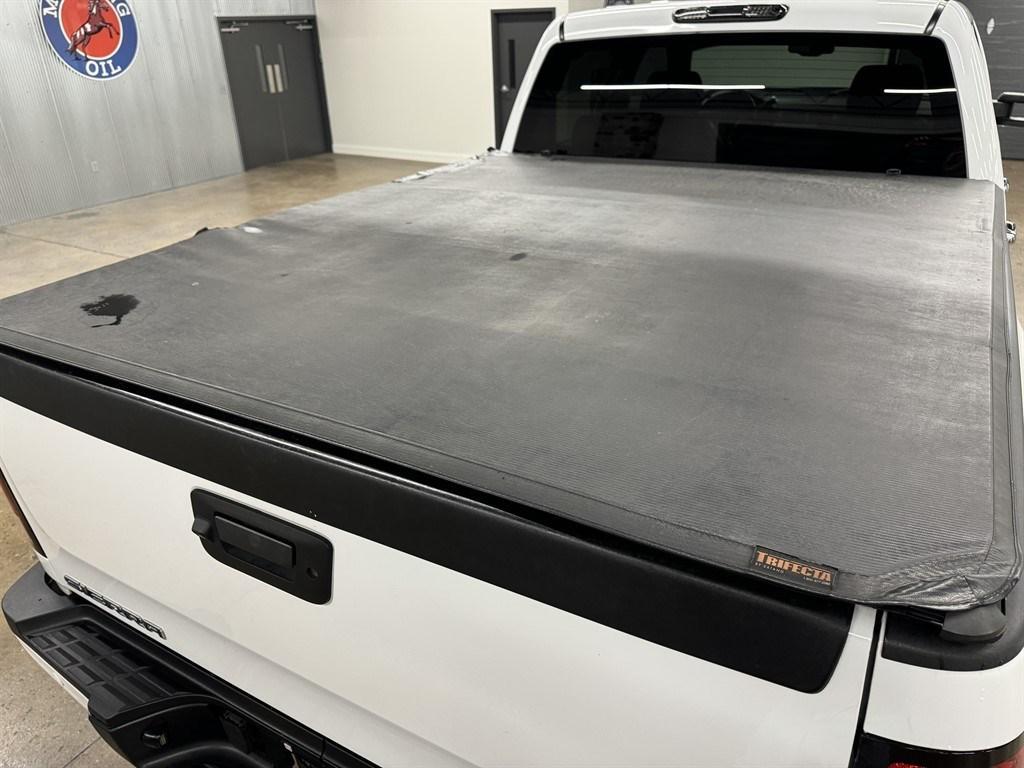 used 2014 GMC Sierra 2500 car, priced at $35,900