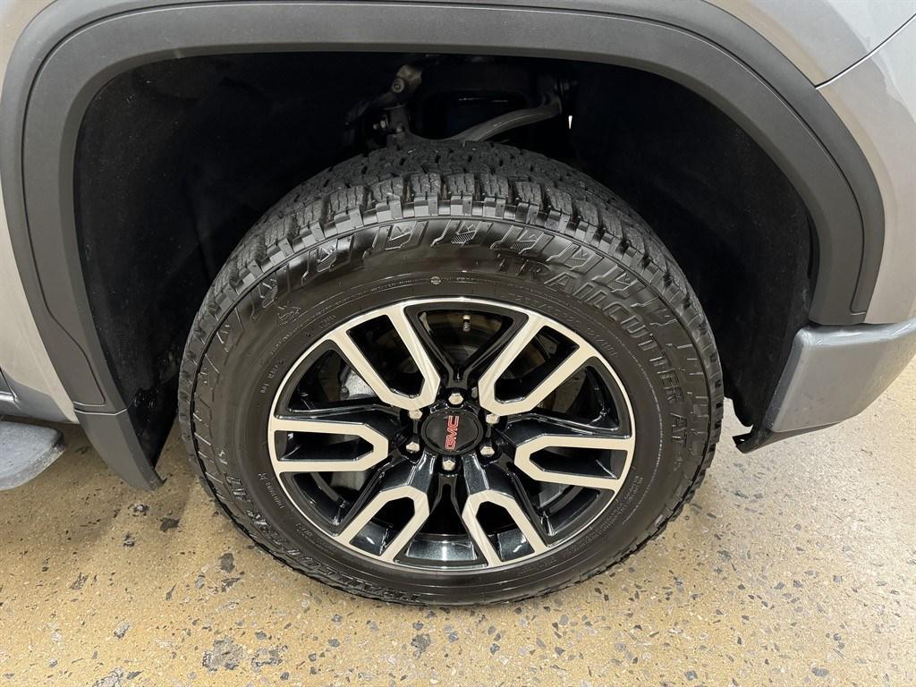 used 2021 GMC Sierra 1500 car, priced at $38,900