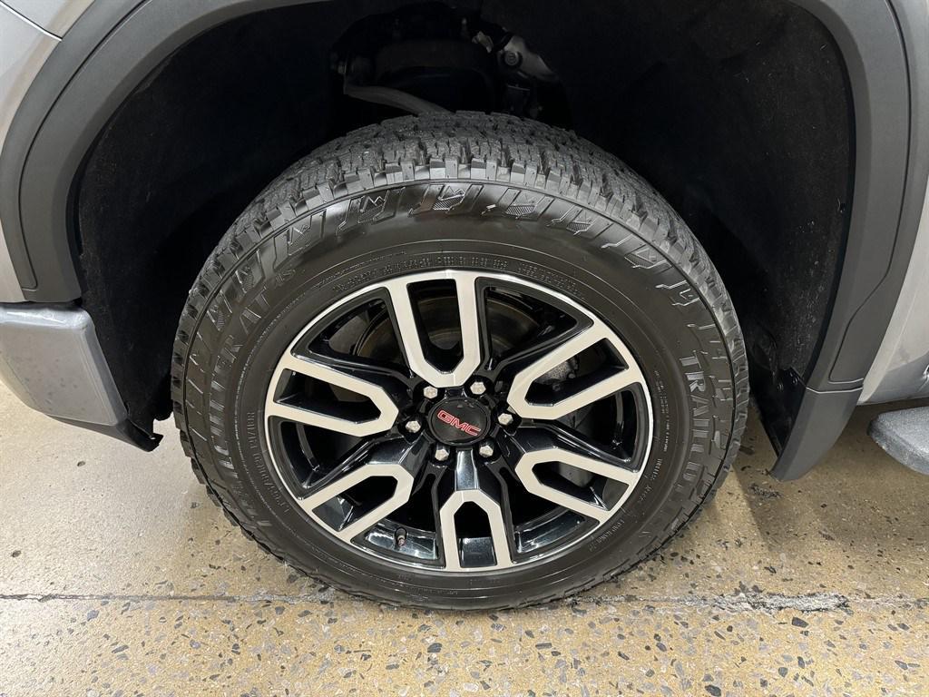 used 2021 GMC Sierra 1500 car, priced at $38,900