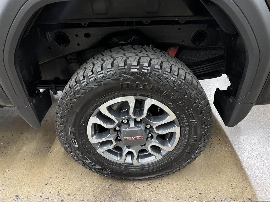 used 2024 GMC Sierra 2500 car, priced at $52,900