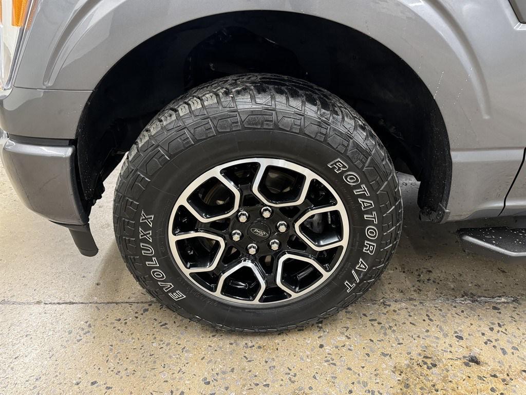 used 2021 Ford F-150 car, priced at $31,900