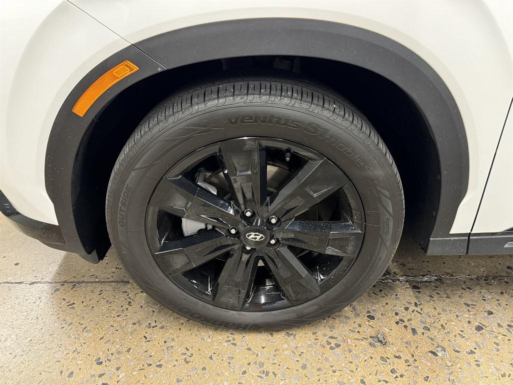 used 2024 Hyundai Palisade car, priced at $39,900