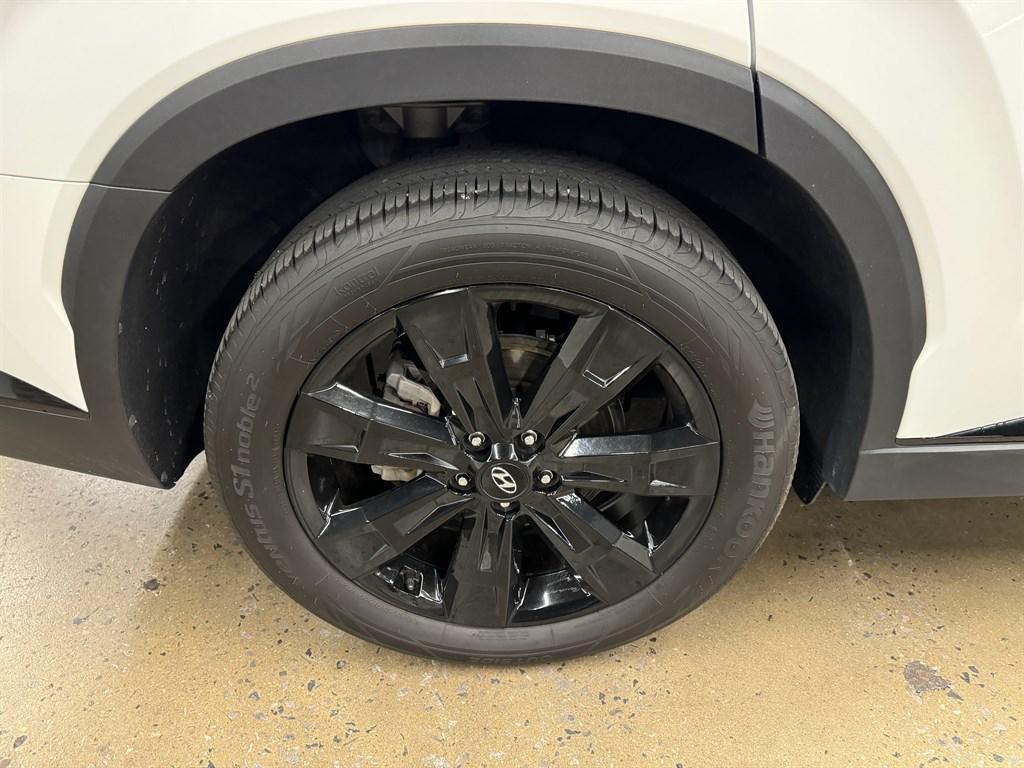 used 2024 Hyundai Palisade car, priced at $39,900