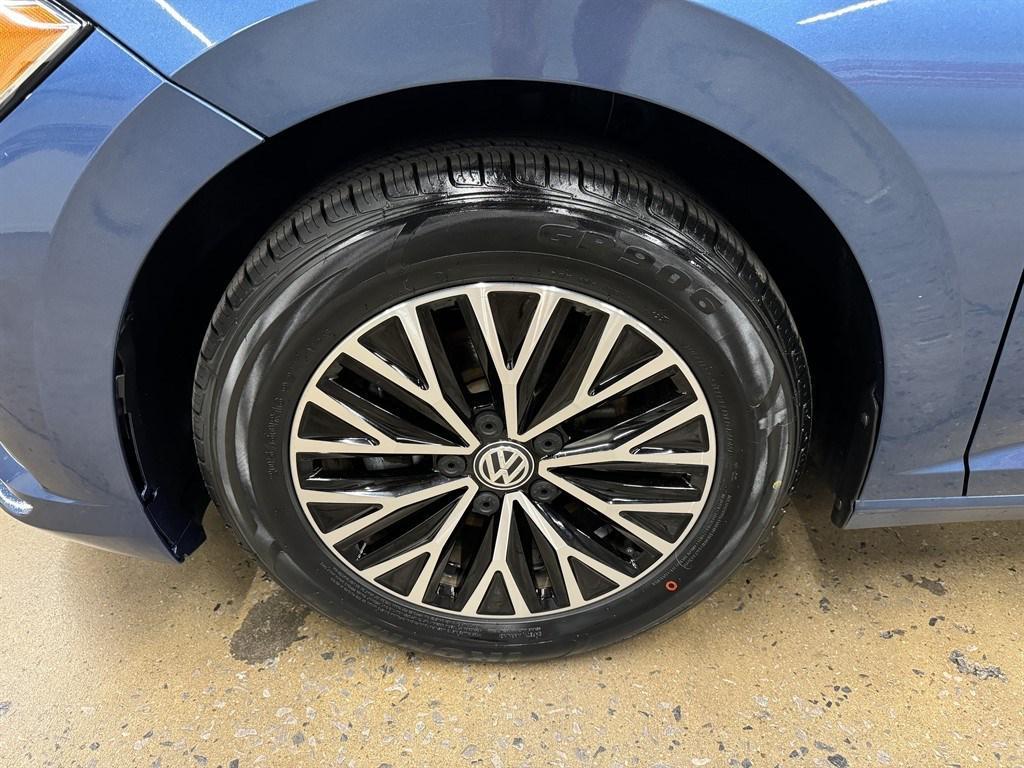 used 2021 Volkswagen Jetta car, priced at $14,900