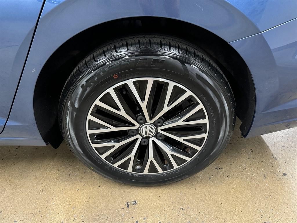 used 2021 Volkswagen Jetta car, priced at $14,900