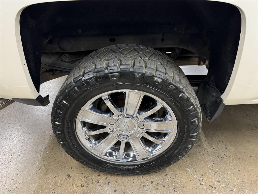used 2014 Chevrolet Silverado 1500 car, priced at $24,900