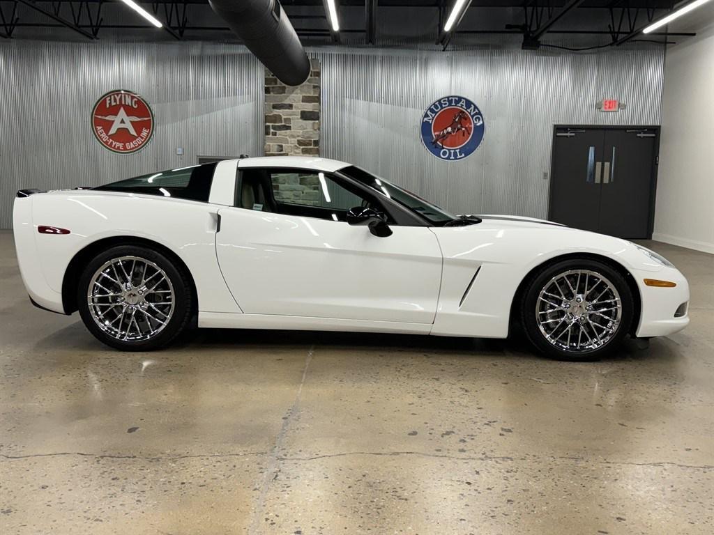used 2005 Chevrolet Corvette car, priced at $24,900
