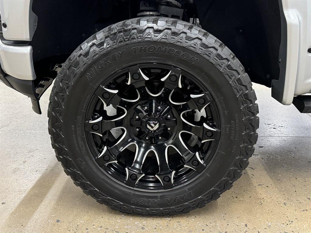 used 2021 Chevrolet Silverado 1500 car, priced at $52,900