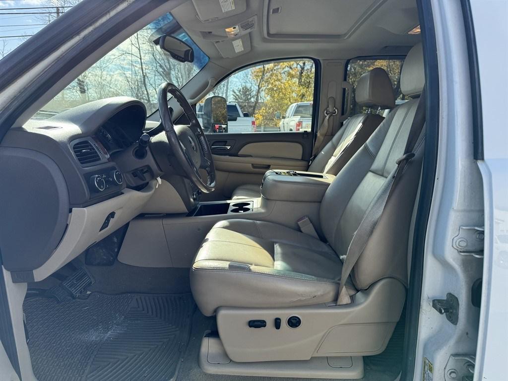 used 2009 GMC Sierra 3500 car, priced at $14,900