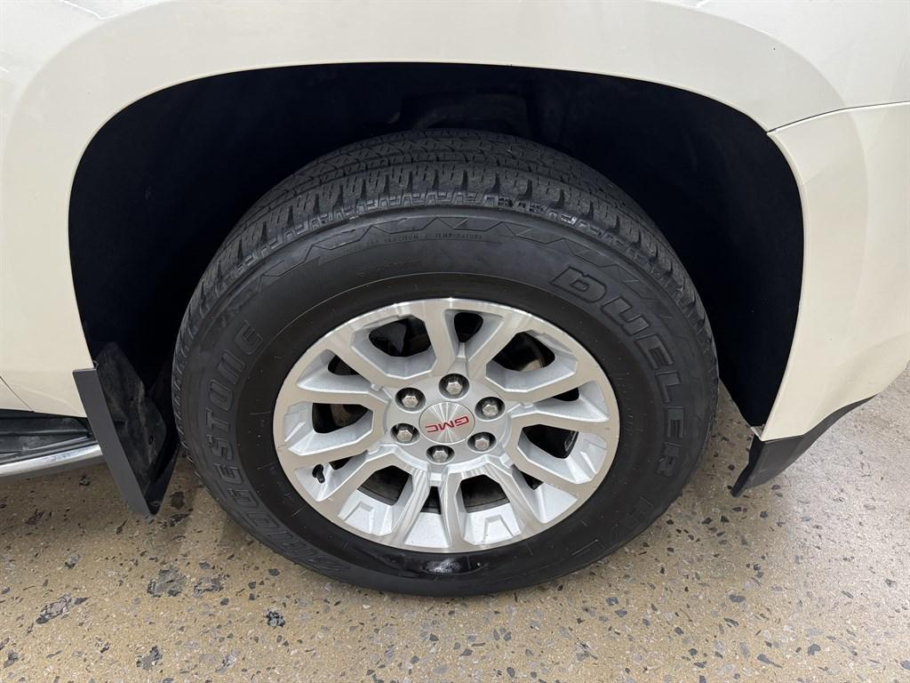 used 2015 GMC Yukon car, priced at $19,900
