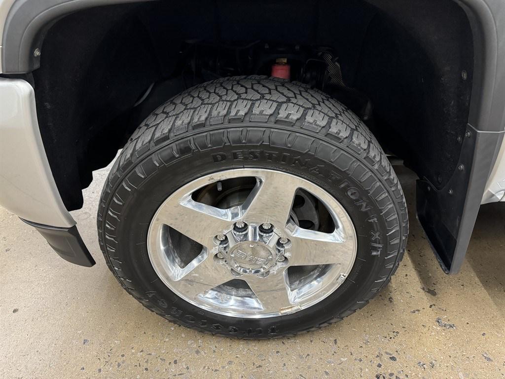 used 2015 GMC Sierra 2500 car, priced at $36,900