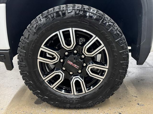 used 2022 GMC Sierra 2500 car, priced at $59,900