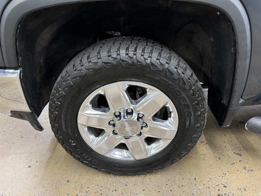 used 2020 Chevrolet Silverado 2500 car, priced at $55,900
