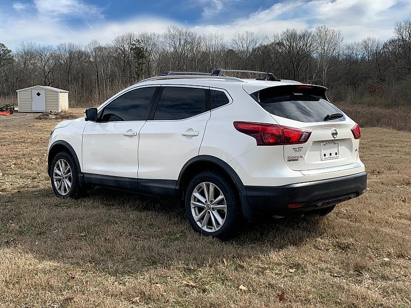 used 2019 Nissan Rogue Sport car, priced at $23,900