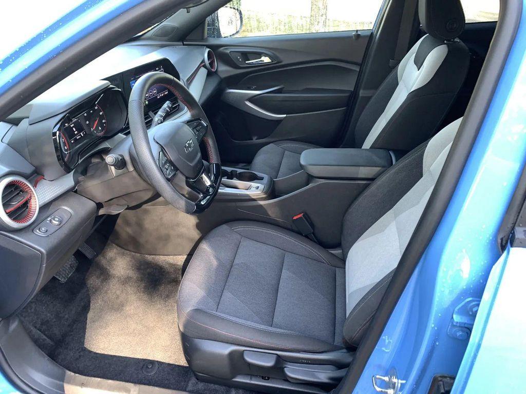 used 2024 Chevrolet Trax car, priced at $25,900