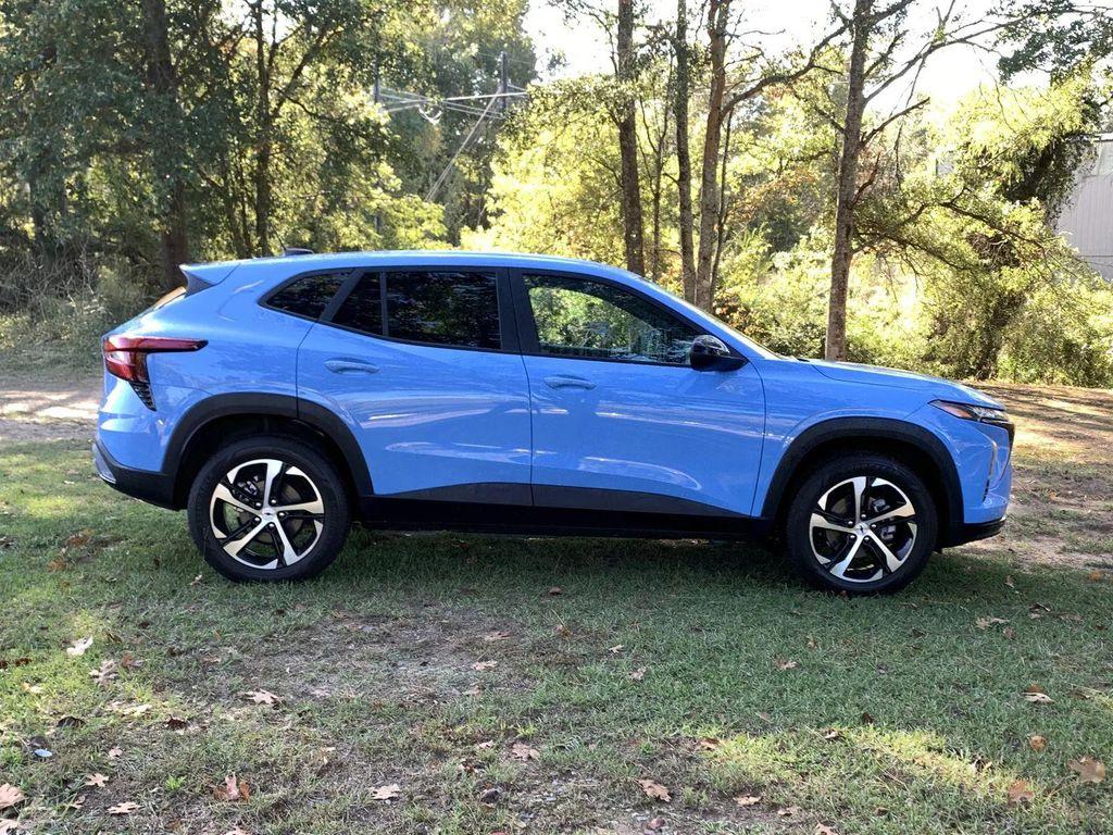 used 2024 Chevrolet Trax car, priced at $25,900