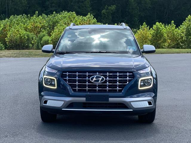 used 2022 Hyundai Venue car, priced at $20,900