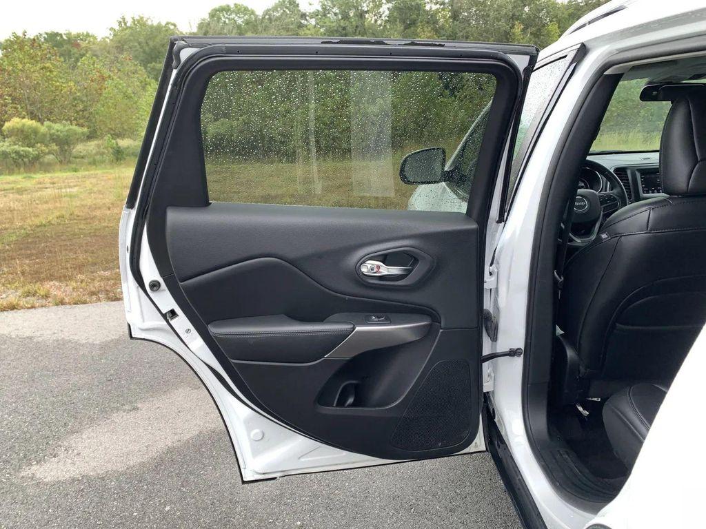 used 2019 Jeep Cherokee car, priced at $20,900