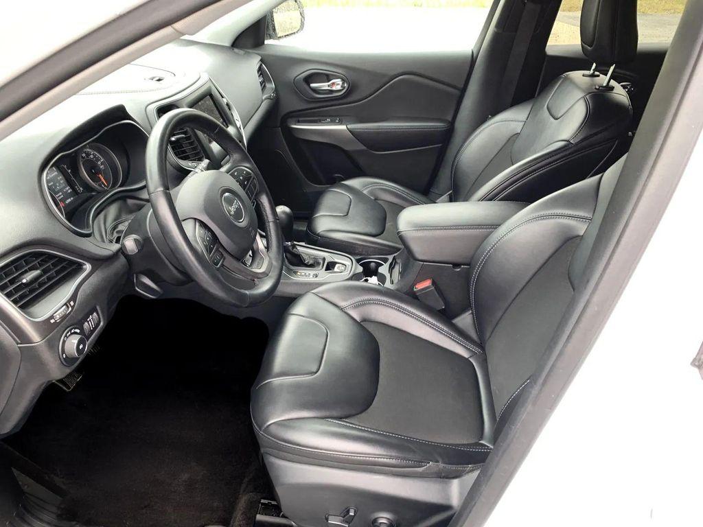 used 2019 Jeep Cherokee car, priced at $20,900