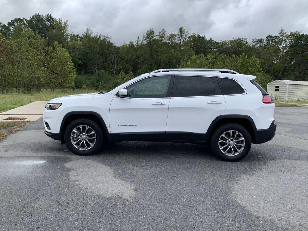 used 2019 Jeep Cherokee car, priced at $20,900