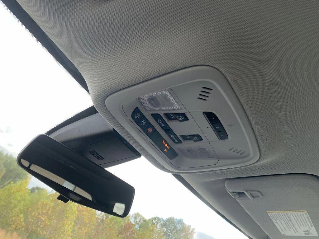 used 2019 Chevrolet Traverse car, priced at $23,900