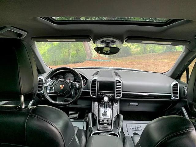 used 2012 Porsche Cayenne car