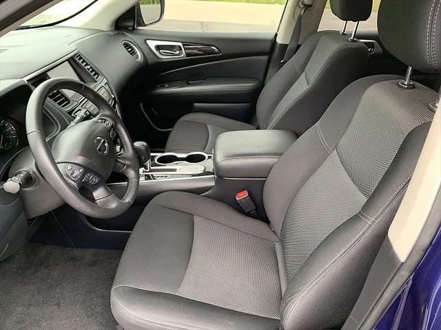 used 2020 Nissan Pathfinder car, priced at $23,900