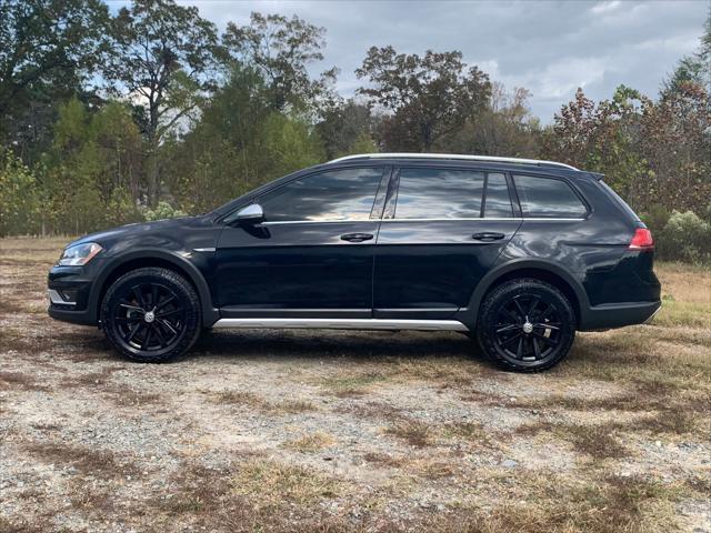 used 2017 Volkswagen Golf Alltrack car, priced at $17,900