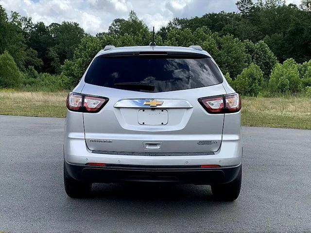 used 2017 Chevrolet Traverse car, priced at $18,900