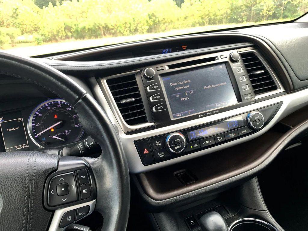 used 2019 Toyota Highlander car, priced at $26,900