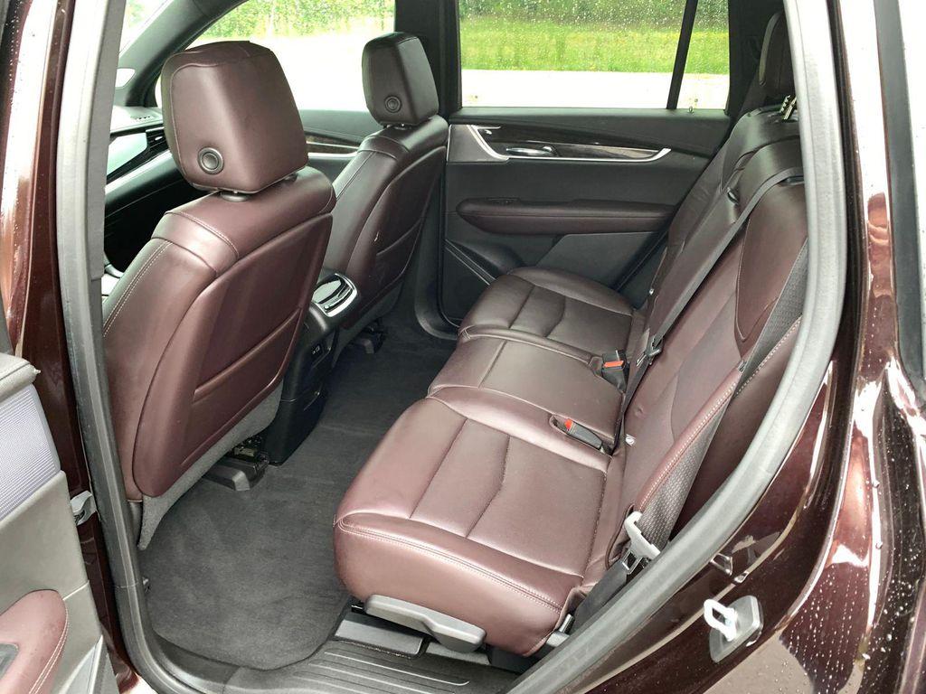 used 2020 Cadillac XT6 car, priced at $29,900