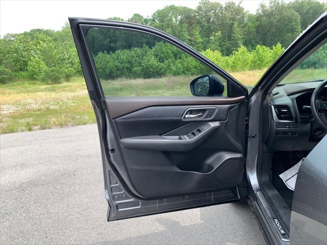 used 2021 Nissan Rogue car, priced at $27,900
