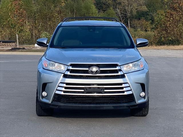 used 2018 Toyota Highlander car, priced at $23,900