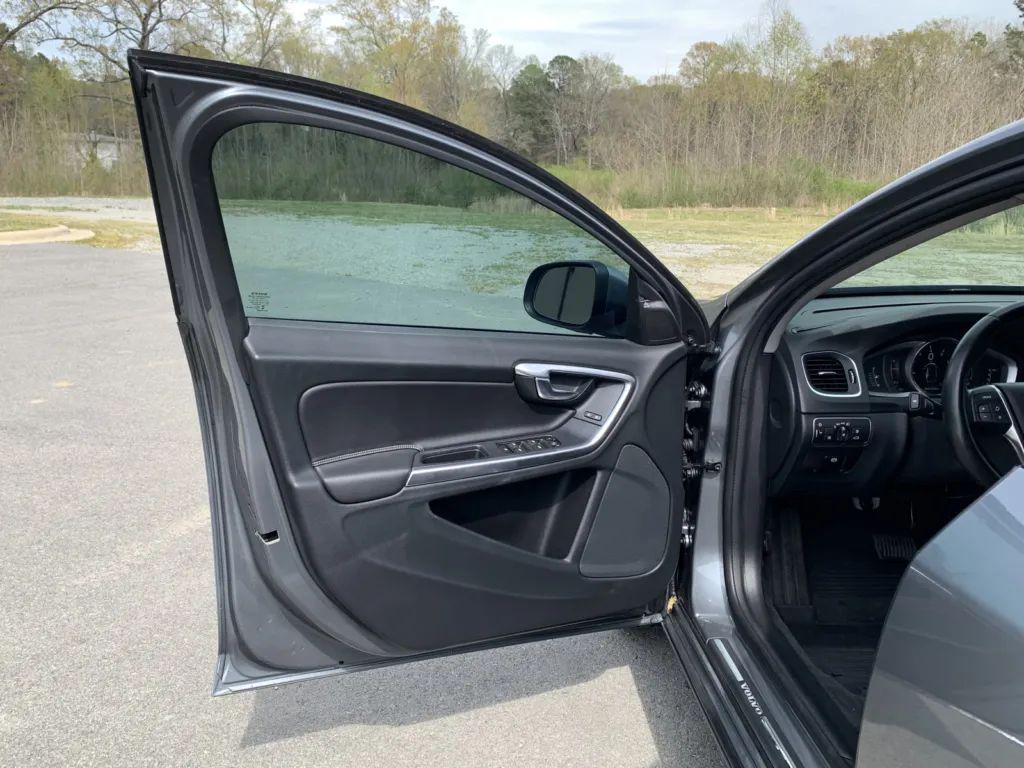 used 2018 Volvo V60 car, priced at $20,900