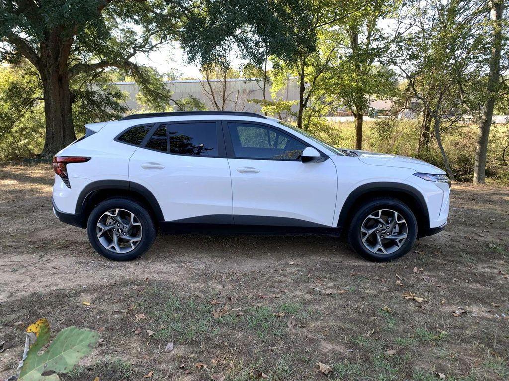 used 2024 Chevrolet Trax car, priced at $23,900