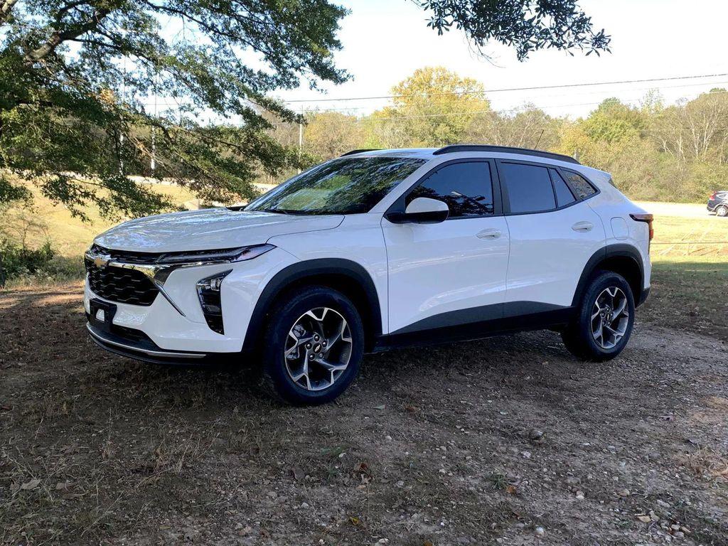 used 2024 Chevrolet Trax car, priced at $23,900