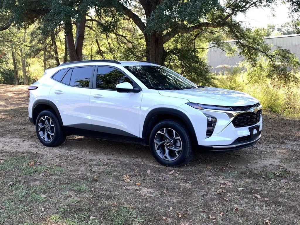 used 2024 Chevrolet Trax car, priced at $23,900