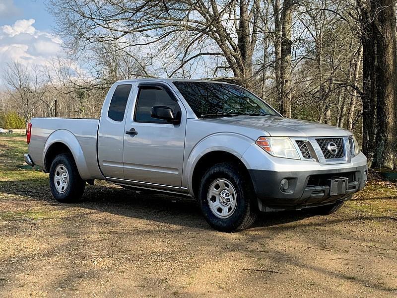 used 2015 Nissan Frontier car, priced at $15,900