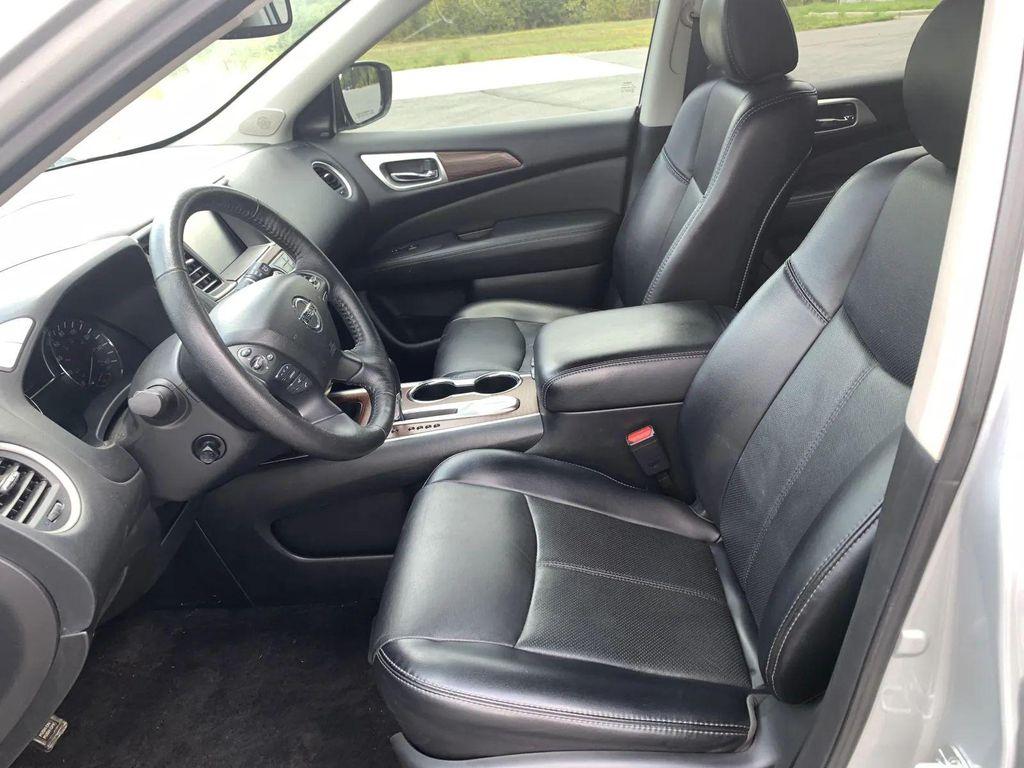 used 2020 Nissan Pathfinder car, priced at $24,900