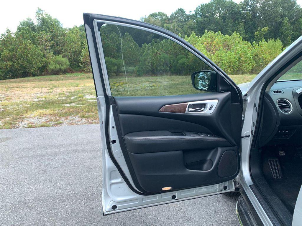 used 2020 Nissan Pathfinder car, priced at $24,900