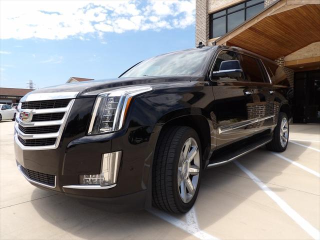 used 2017 Cadillac Escalade ESV car, priced at $26,995