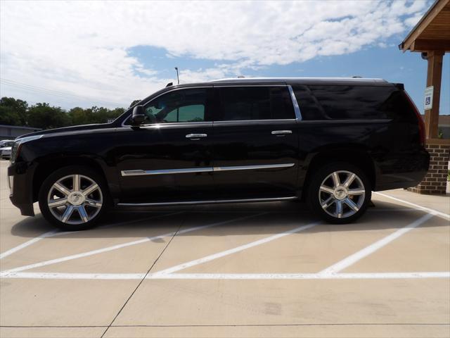 used 2017 Cadillac Escalade ESV car, priced at $26,995