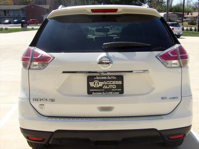 used 2015 Nissan Rogue car, priced at $11,995